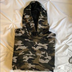 Ultra soft velvet camo sweatshirt
